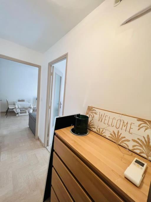 ז'ואן-לה-פינס Studio 4 Couchages A 200 M De La Plage Avec Garage, Linge De Maison Et Serviettes Pour 30 Euros En Option מראה חיצוני תמונה